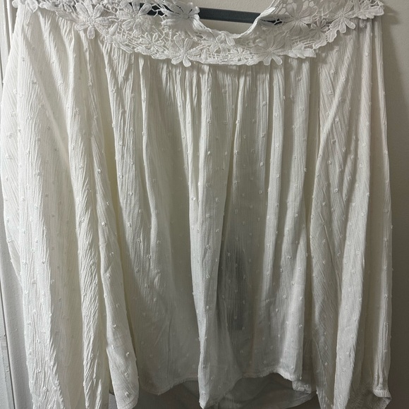 AMOLI White Swiss Dot Off-the-Shoulder Boho Blouse - 100% Cotton - NWT - Picture 4 of 8